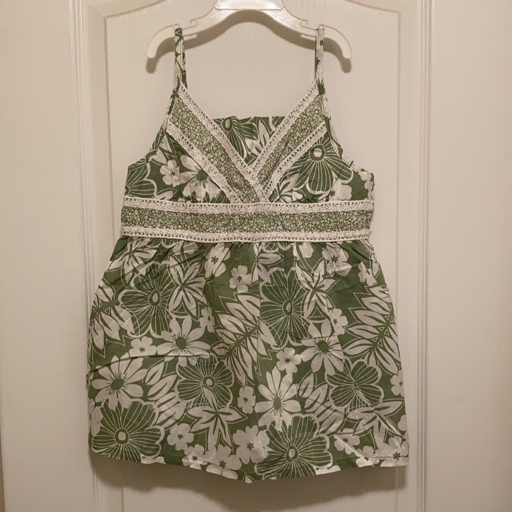 🎉Price Drop! 3 Girls Size L/XL Cute and Fun Summer Tops - Picture 8 of 15